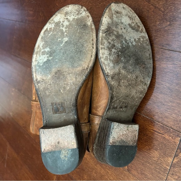 Frye Women’s Brown Leather Boots with Classic Western Harness Details, Size 10 - Picture 14 of 15